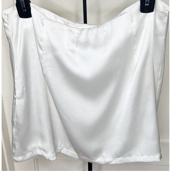 Princess Polly Daley White Satin Mini Skirt Size 12 - Picture 6 of 9